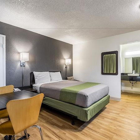 Motel 6-Pekin, Il Экстерьер фото