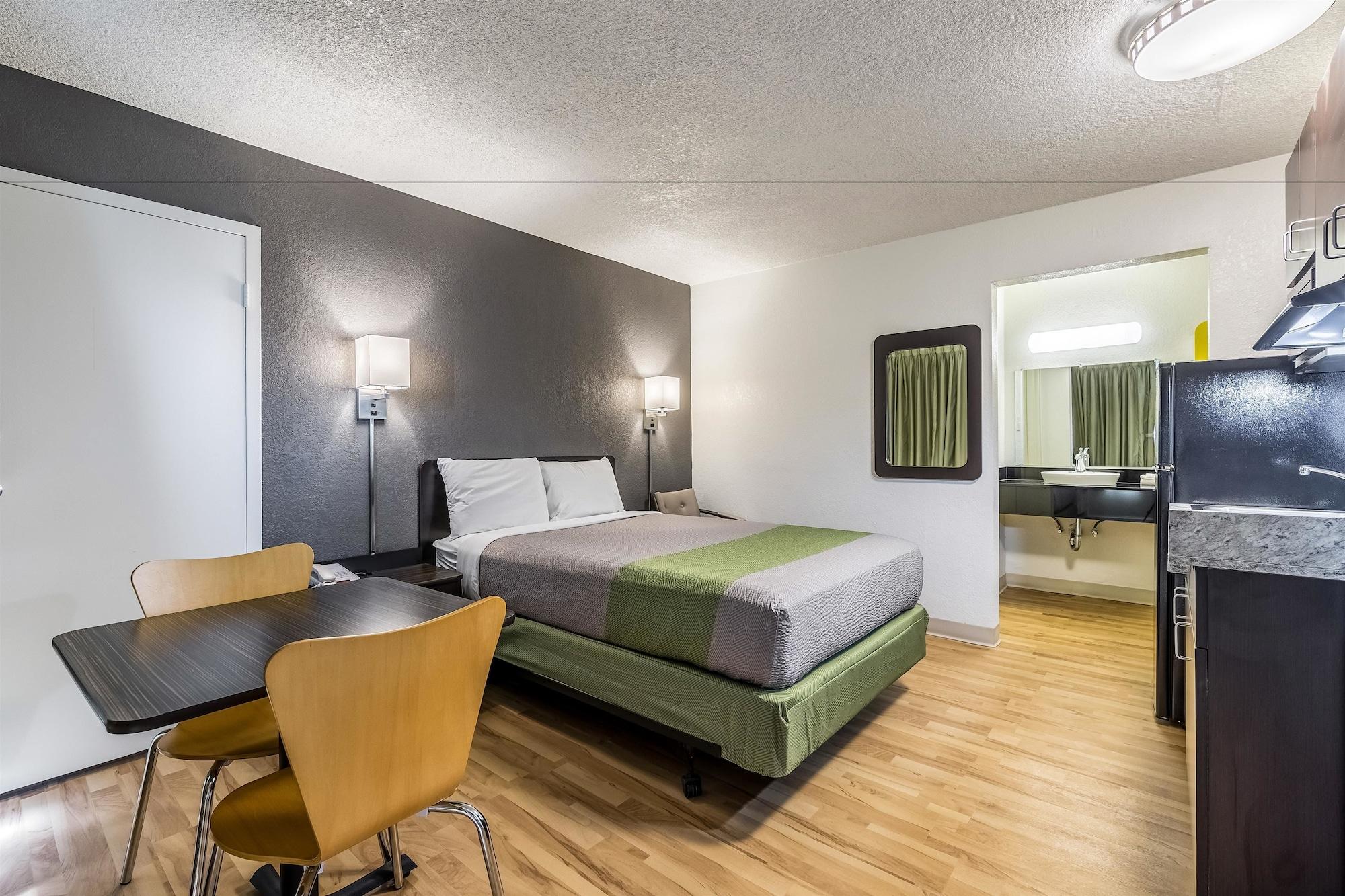 Motel 6-Pekin, Il Экстерьер фото