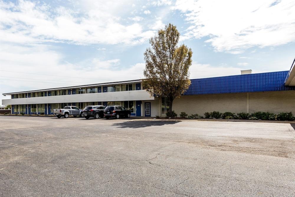 Motel 6-Pekin, Il Экстерьер фото