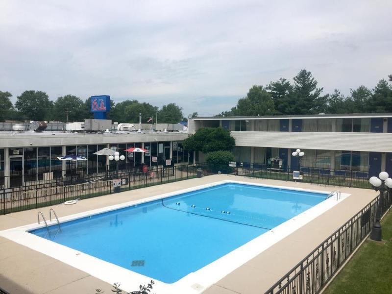 Motel 6-Pekin, Il Экстерьер фото
