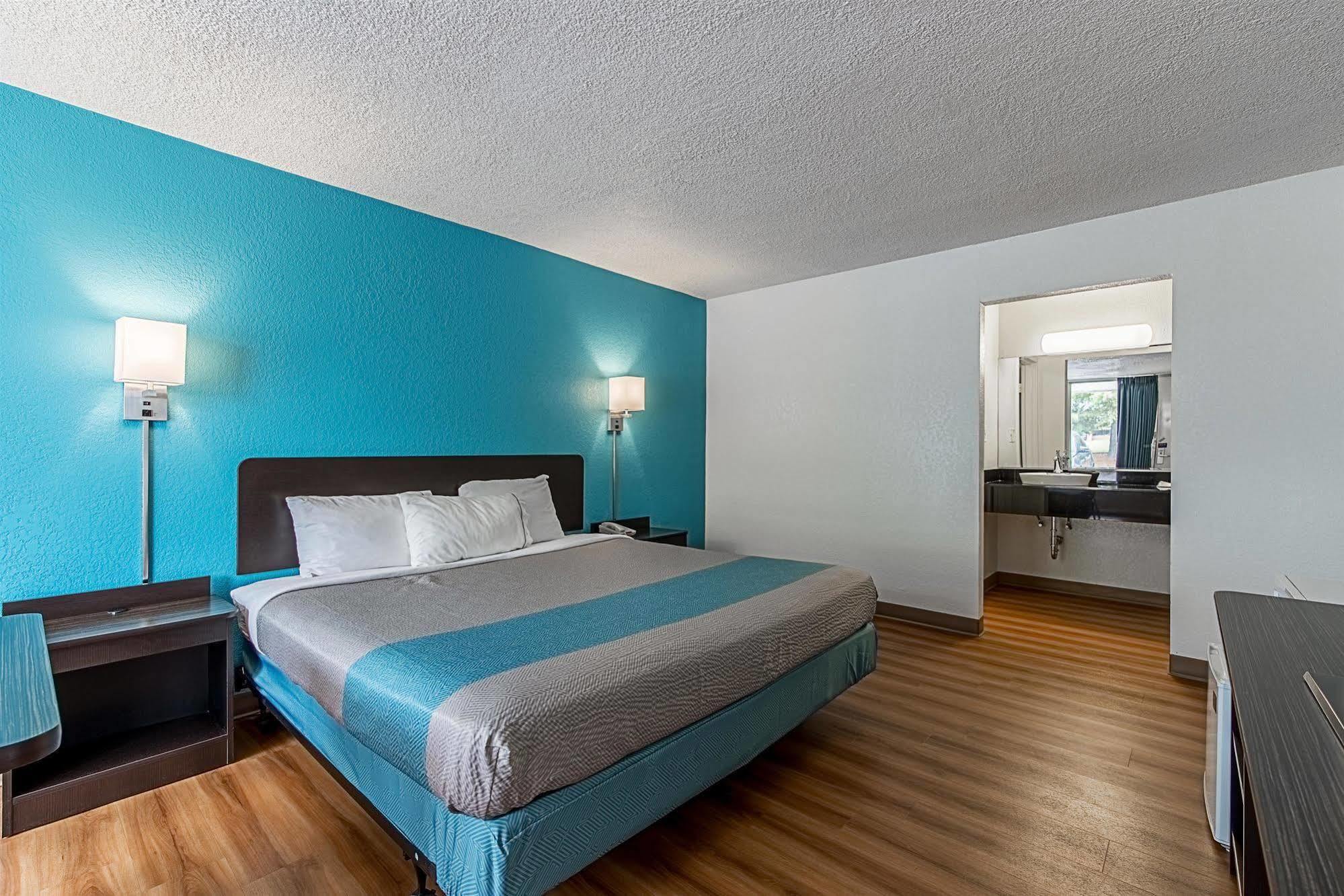 Motel 6-Pekin, Il Экстерьер фото